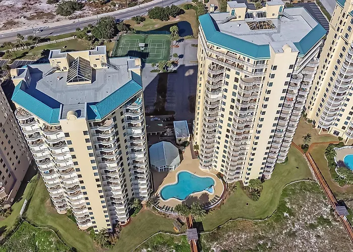 Holiday home Colony Tower Unit 18d