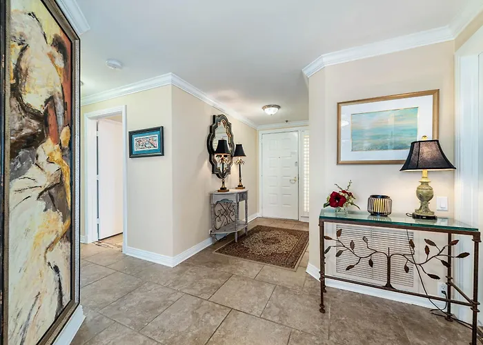 Colony Tower Unit 18d